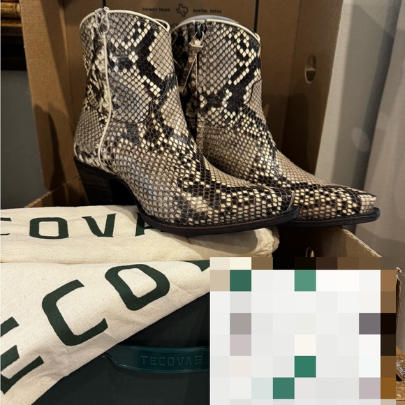 Tecovas Daisy Python - Picture 5 of 9